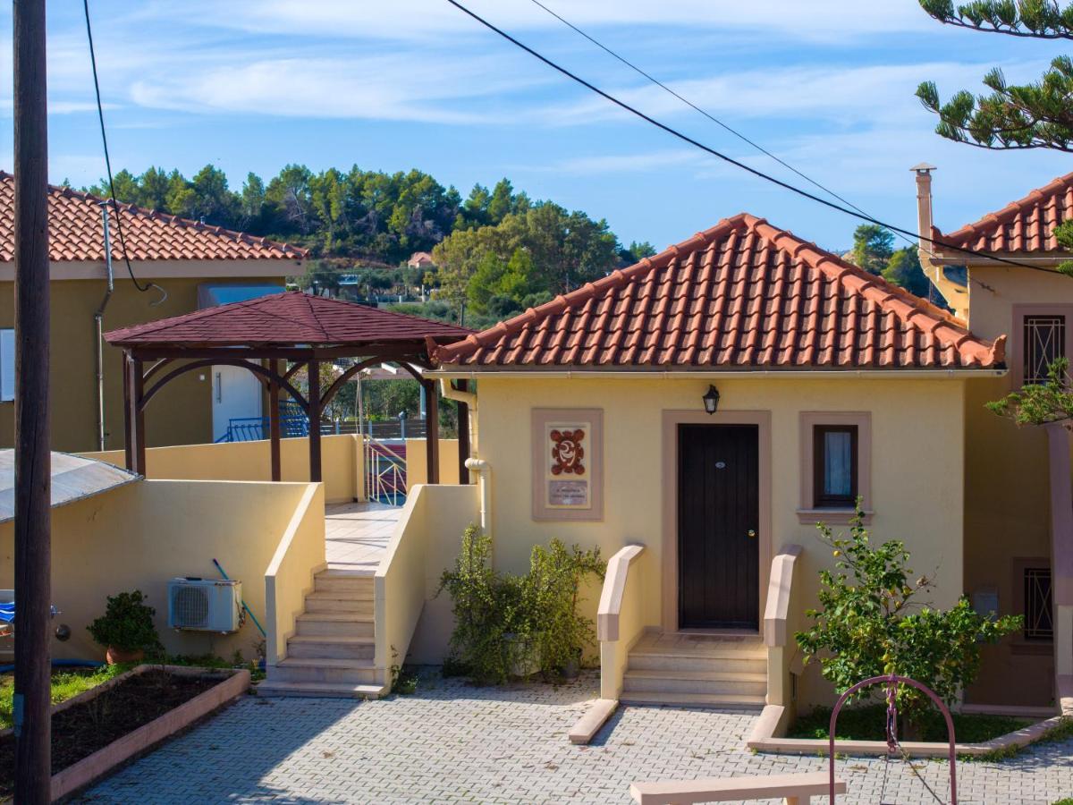 Minas Studios Ласси Экстерьер фото